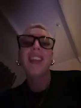 Snapshot of Barbie_26 chatting on January 2025 10:31:01 PM Barbie 26 online show from January 2025 10:31:01 PM