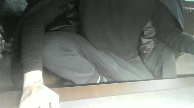 Snapshot of Ryan67533 chatting on January 2025 03:43:01 AM Ryan67533 online show from January 2025 03:43:01 AM