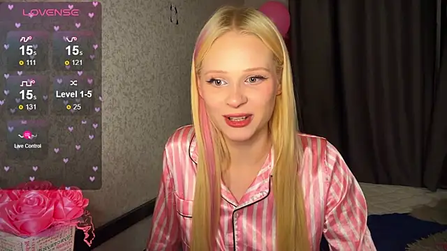 lisa barbie online show from December 2024 01:11:02 PM