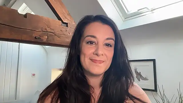 flatwhite0 online show from April 2026 10:10:02 AM
