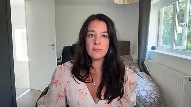flatwhite0 online show from July 2026 01:31:01 PM