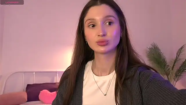 Snapshot of tender_babyy chatting on September 2025 01:44:02 PM tender babyy online show from September 2025 01:44:02 PM