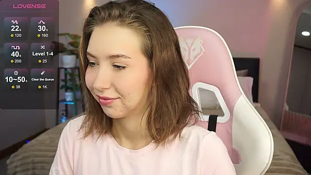 LinaSiren online show from December 2024 03:05:02 AM