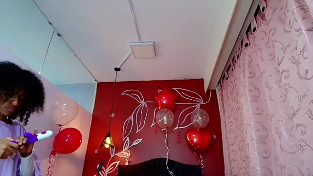 Zia Green online show from February 2025 06:32:02 PM