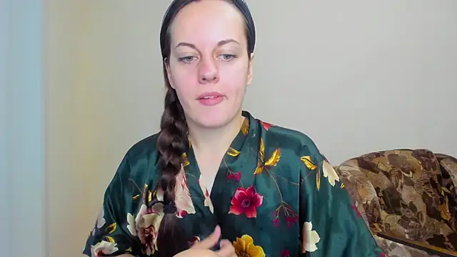 Sabrina Lavv online show from September 2025 02:28:02 PM