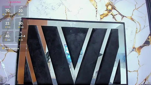 KarinaSimonz online show from January 2026 08:12:01 PM