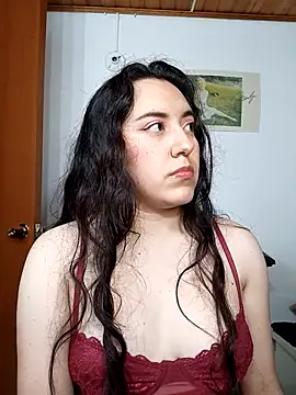 Emi chik online show from February 2026 10:45:01 AM