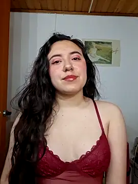 Snapshot of Emi_chik chatting on April 2026 09:23:02 AM Emi chik online show from April 2026 09:23:02 AM