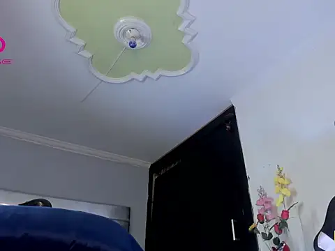 Eyleen Santos online show from February 2026 07:57:02 PM