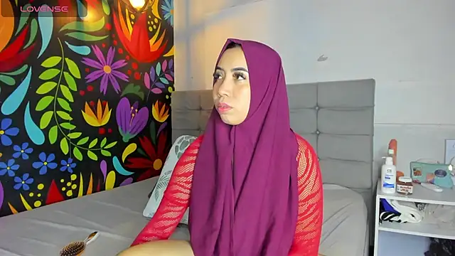 Sweet hot mia online show from February 2025 07:42:01 PM