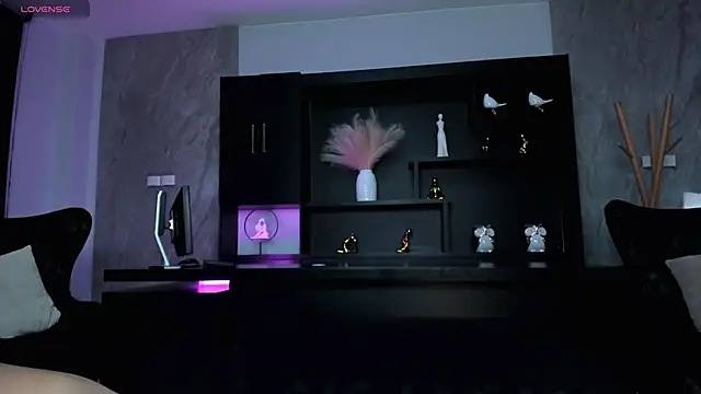 KatieNolan 1 online show from February 2025 05:04:02 PM