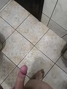 Snapshot of Lucadelas3453 chatting on February 2025 01:53:02 PM Lucadelas3453 online show from February 2025 01:53:02 PM