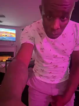 Pressure69mee online show from February 2025 01:11:01 PM