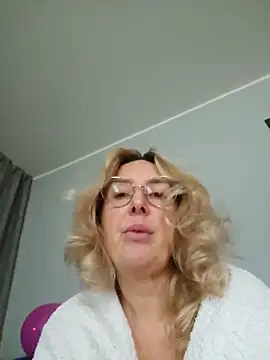 MariaRichi  online show from February 2026 07:13:02 AM