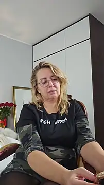 MariaRichi  online show from March 2026 08:37:01 PM