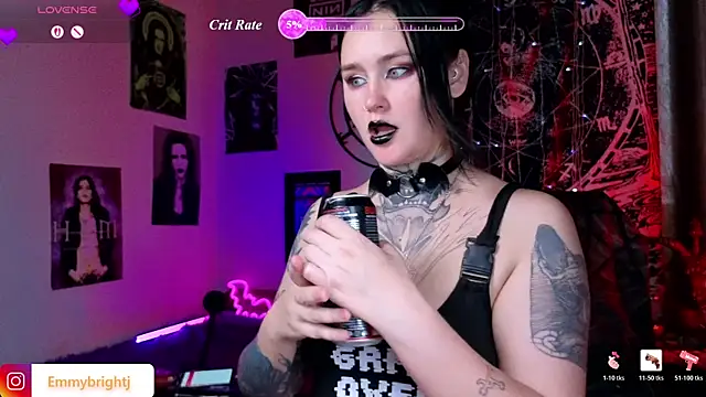 Snapshot of Emmybrightj_ chatting on June 2026 04:18:02 AM Emmybrightj online show from June 2026 04:18:02 AM