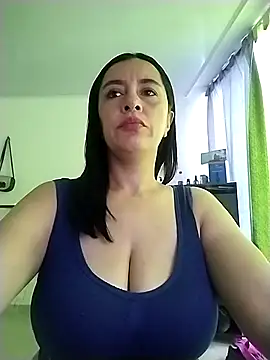 hailey85 online show from April 2026 08:20:01 PM