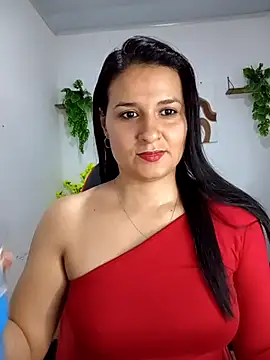 elena jonees online show from February 2026 06:15:01 PM