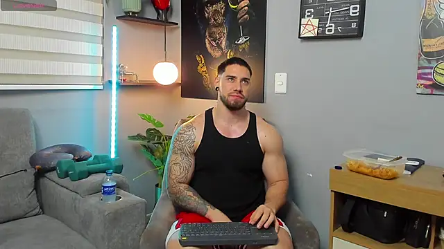 Giorgio-Leone online show from April 2026 02:26:02 AM