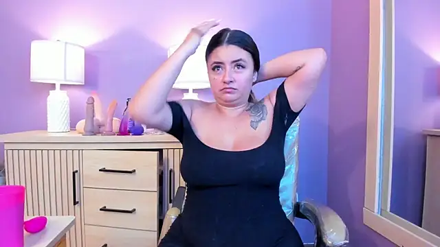 nathalie rossel online show from December 2025 04:14:01 PM