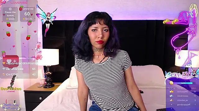 Akane Uwu online show from February 2025 07:10:02 PM