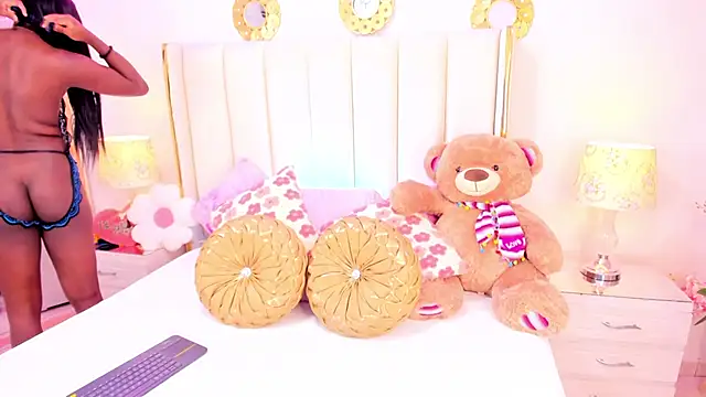 evangelin ts online show from November 2025 02:05:01 PM