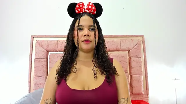 zoee lovv online show from January 2025 03:02:01 AM