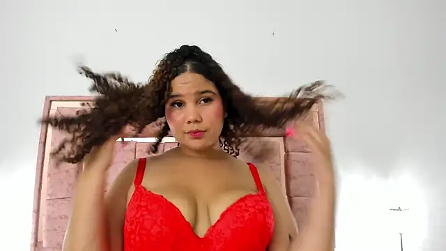 zoee lovv online show from January 2025 09:46:01 AM