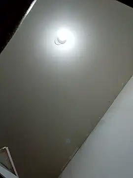 Snapshot of annybarros21 chatting on March 2026 06:25:01 PM annybarros21 online show from March 2026 06:25:01 PM