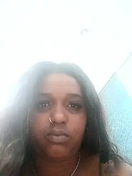 Snapshot of annybarros21 chatting on March 2026 01:05:02 PM annybarros21 online show from March 2026 01:05:02 PM