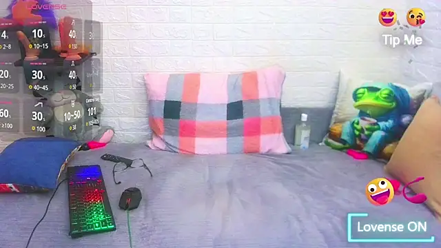 RedHousewife online show from February 2026 09:24:01 PM