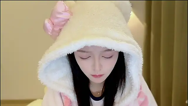 xiaodaibabyy online show from October 2025 07:27:02 AM