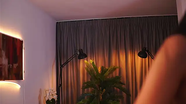 GinaValentinna online show from February 2025 07:41:02 PM