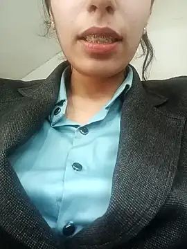 Snapshot of InLero chatting on January 2025 09:27:01 AM InLero online show from January 2025 09:27:01 AM