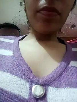 Snapshot of InLero chatting on February 2025 06:59:02 AM InLero online show from February 2025 06:59:02 AM