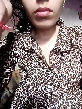 Snapshot of InLero chatting on February 2025 05:56:01 AM InLero online show from February 2025 05:56:01 AM