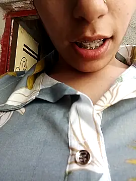 Snapshot of InLero chatting on March 2025 09:17:02 AM InLero online show from March 2025 09:17:02 AM