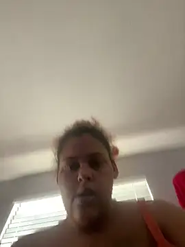 Snapshot of juicybooty_cherri2 chatting on January 2025 07:31:02 PM juicybooty cherri2 online show from January 2025 07:31:02 PM