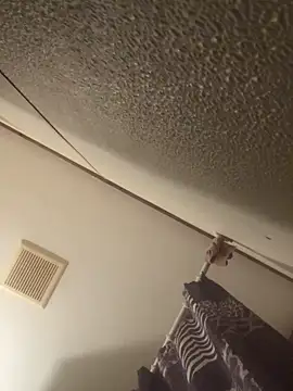 Snapshot of juicybooty_cherri2 chatting on December 2025 09:21:02 PM juicybooty cherri2 online show from December 2025 09:21:02 PM