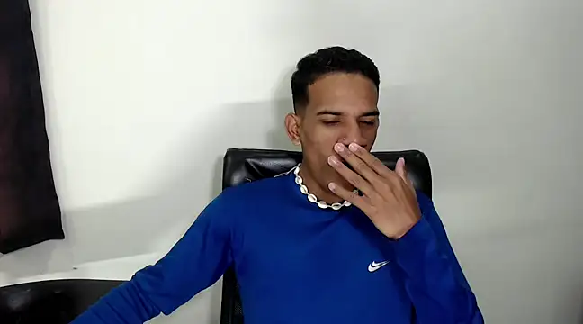 AbrahanBratz online show from December 2024 11:32:02 AM