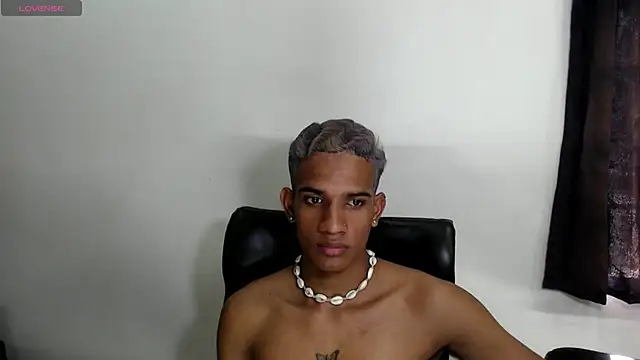 AbrahanBratz online show from January 2025 03:15:01 PM