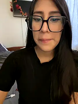 AleFantasy0001 online show from November 2025 07:34:02 PM