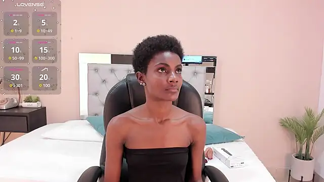 Snapshot of kenya_stone_1 chatting on February 2025 08:05:02 PM kenya stone 1 online show from February 2025 08:05:02 PM