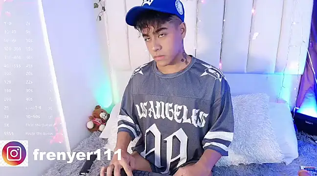 kiing azahell online show from January 2025 03:09:02 AM