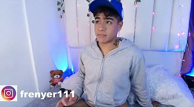 kiing azahell online show from February 2025 03:34:02 AM