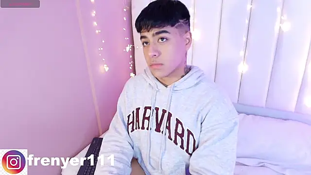 kiing azahell online show from March 2025 05:18:02 AM