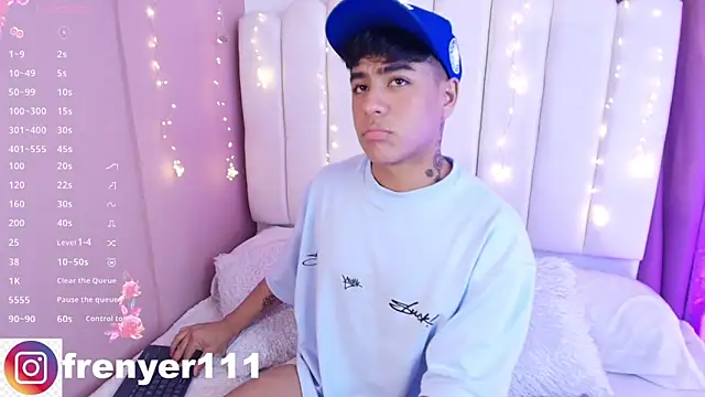 kiing azahell online show from March 2025 12:00:02 AM