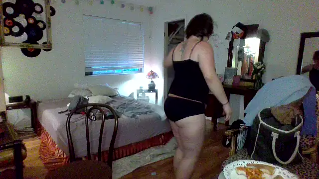 sophiarica online show from May 2026 12:52:01 AM
