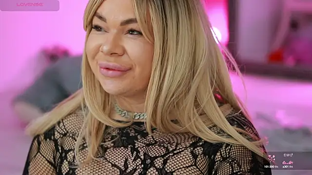 Snapshot of MissLilaa chatting on March 2025 08:48:02 PM MissLilaa online show from March 2025 08:48:02 PM