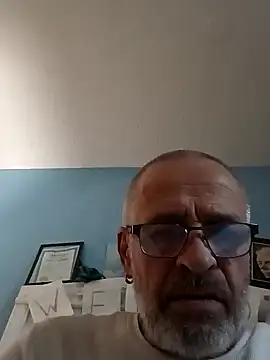 Snapshot of geilerschwanz64 chatting on January 2025 03:09:02 AM geilerschwanz64 online show from January 2025 03:09:02 AM